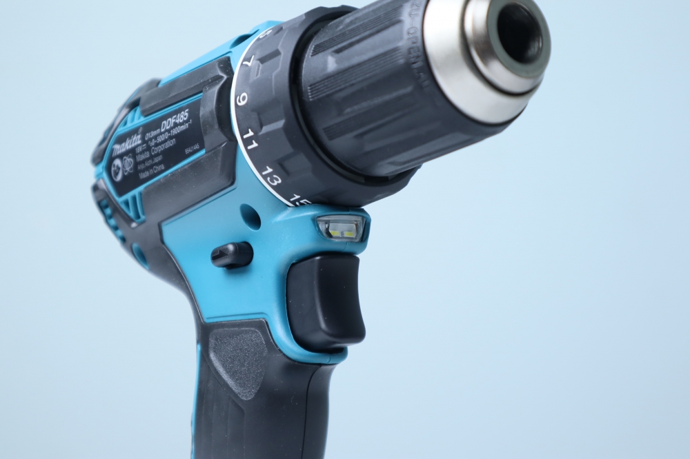 may-khoan-va-van-vit-dung-pin-makita-ddf485sfe-bl-18v-6_1688004368