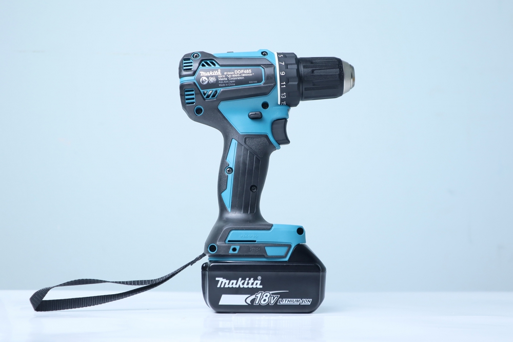 may-khoan-va-van-vit-dung-pin-makita-ddf485sfe-bl-18v-7_1688004368