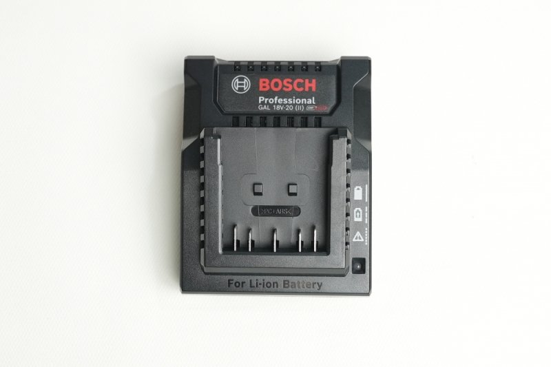 may-khoan-van-vit-dung-pin-18v-bosch-gsr-18v-52-2-pin-20ah-1-sac_10355_
