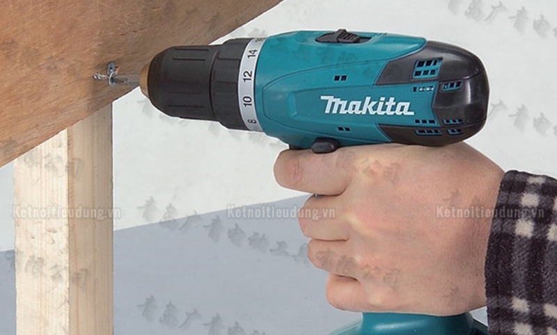 may-khoan-van-vit-dung-pin-makita-6281dwe-3 Máy khoan vặn vít dùng pin Makita 6281DWE (14.4V)