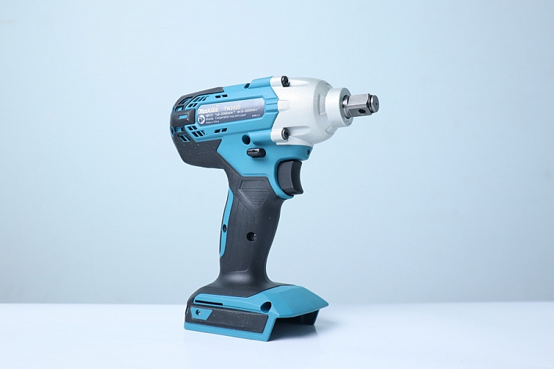may-van-bu-long-dung-pin-18v-makita-tw202dz-chua-pin-sac_11730_