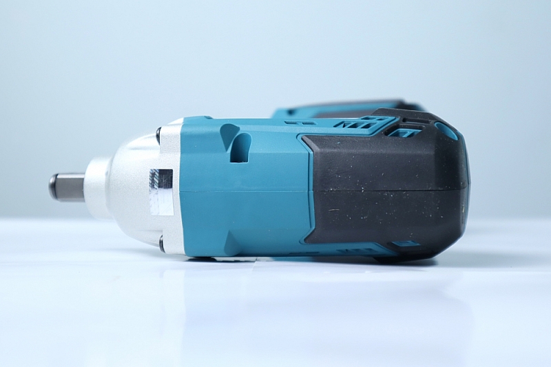 may-van-bu-long-dung-pin-18v-makita-tw202dz-chua-pin-sac_11731_