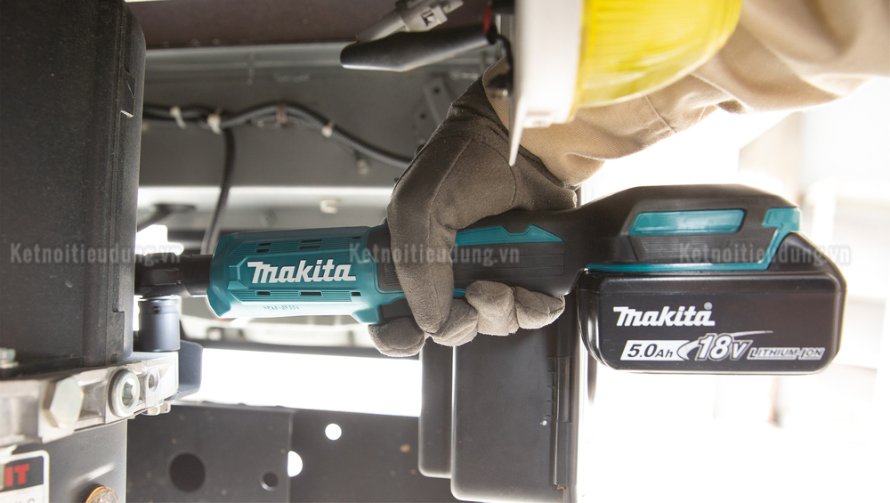 Máy siết bu lông dùng Pin 18V Makita DWR180Z