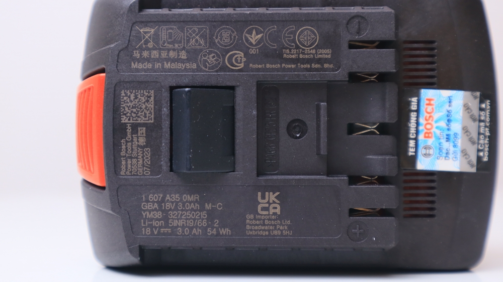 pin-18v-30ah-bosch-1600z00037-7_1735540248