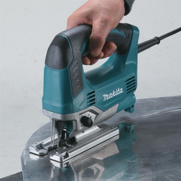 siaurapjuklis_makita_jv0600k_650_w_5_1359962743-600x600-1