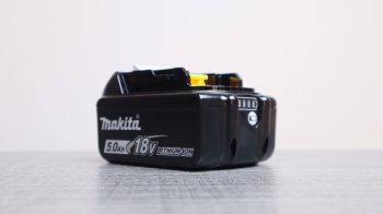 18V 5.0Ah Pin Makita BL1850B (197280-8)