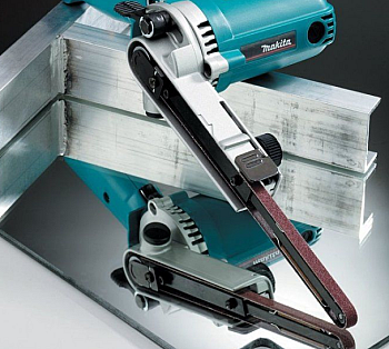 Máy chà nhám băng Makita 9032