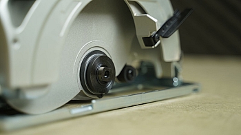 Máy cưa đĩa 185mm Makita HS7010