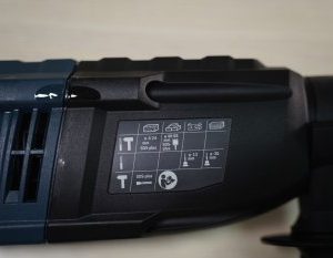 Máy khoan búa 790W Bosch GBH2-24DRE 24mm