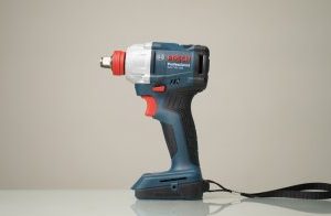 Máy vặn vít và bu lông dùng pin 18V Bosch GDX 18V-285 (Solo)